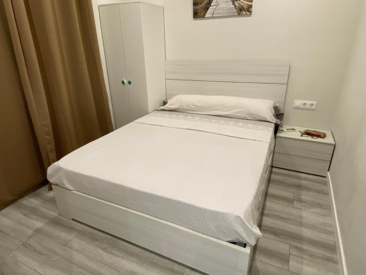 Camp Nou Nueva Casa 91 Apartment Оспиталет де Лобрегат Екстериор снимка